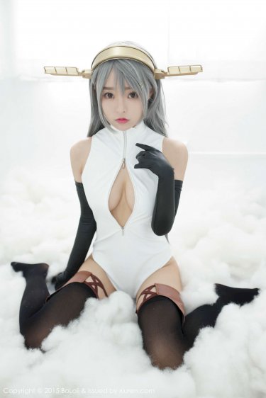 超短裙美女热舞