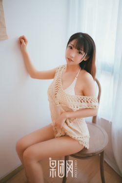 亚洲乳大丰满中文字幕