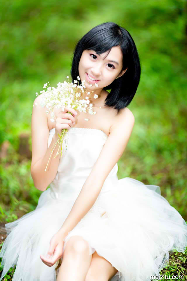 25岁女高中相亲对象翻译英语樱花