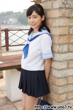 韩国三级巜双乳紧扣